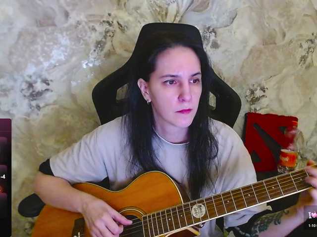 IrwiTomboy's BongaCams show and profile