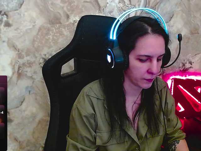 IrwiTomboy's BongaCams show and profile