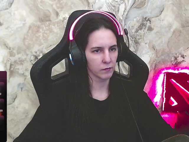 IrwiTomboy's BongaCams show and profile