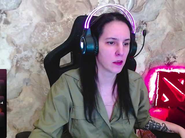 IrwiTomboy's BongaCams show and profile