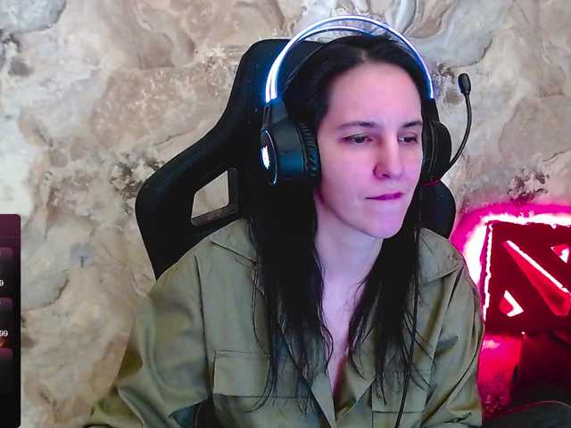 IrwiTomboy's BongaCams show and profile