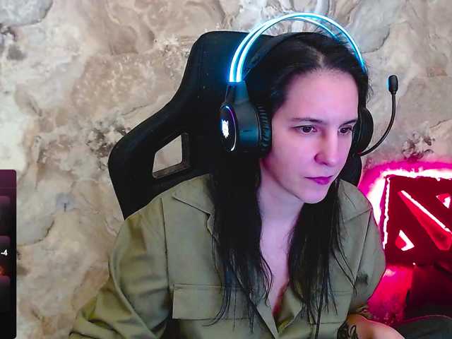 IrwiTomboy's BongaCams show and profile