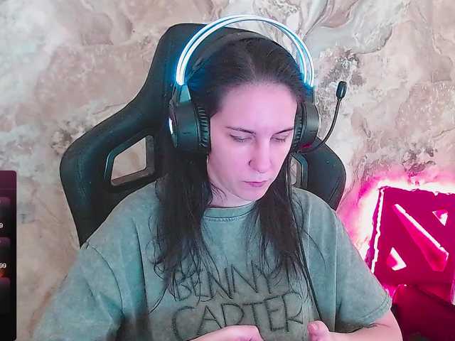 IrwiTomboy's BongaCams show and profile