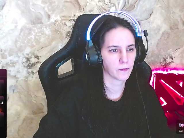 IrwiTomboy's BongaCams show and profile