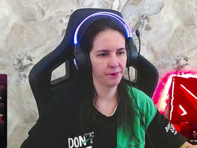 IrwiTomboy's BongaCams show and profile