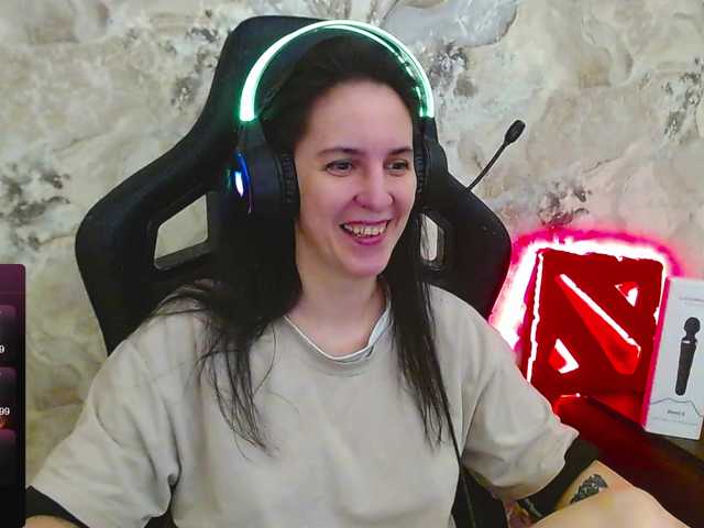 IrwiTomboy's BongaCams show and profile