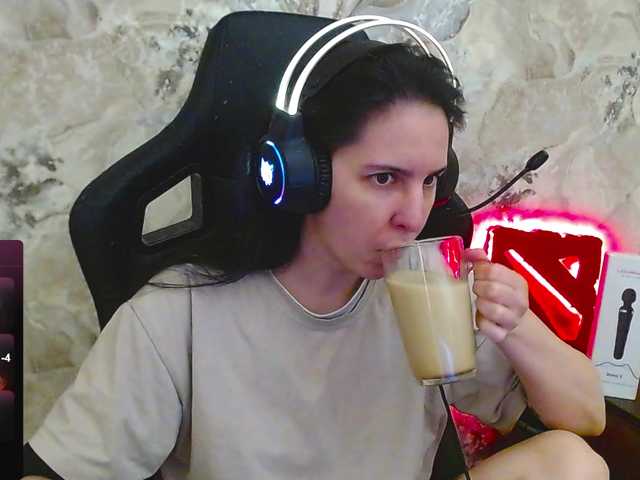 IrwiTomboy's BongaCams show and profile