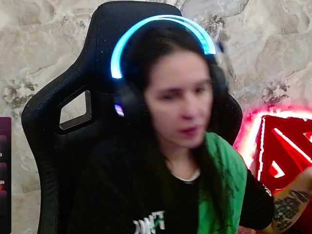 IrwiTomboy's BongaCams show and profile