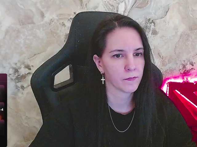 IrwiTomboy's BongaCams show and profile