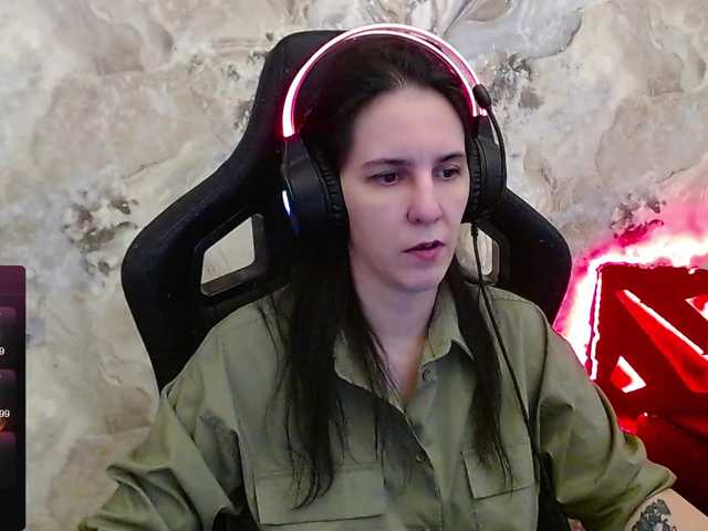 IrwiTomboy's BongaCams show and profile