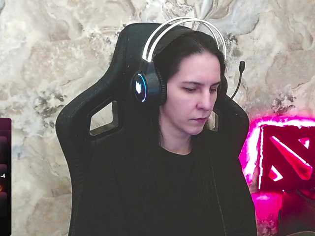 IrwiTomboy's BongaCams show and profile