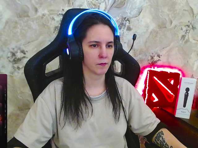 IrwiTomboy's BongaCams show and profile