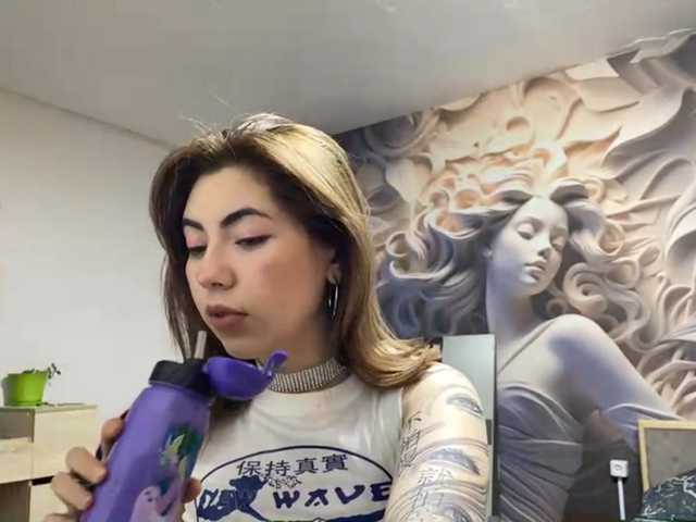 CarlottaMcclenton webcam