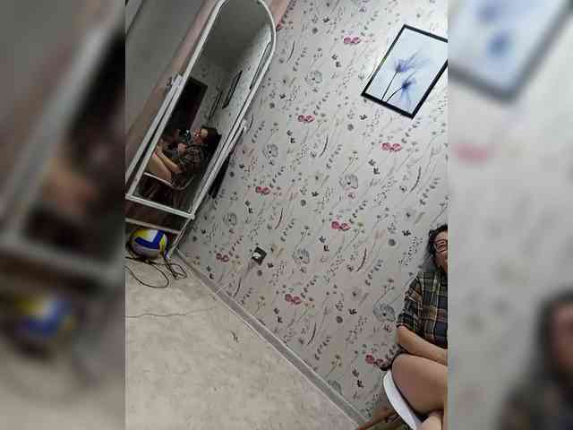 Olesya4515 Live Webcam on BongaCams