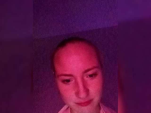 Melodi69's BongaCams show and profile