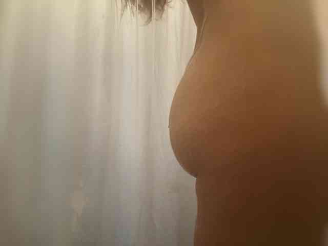 Edenknowss Live Webcam on BongaCams