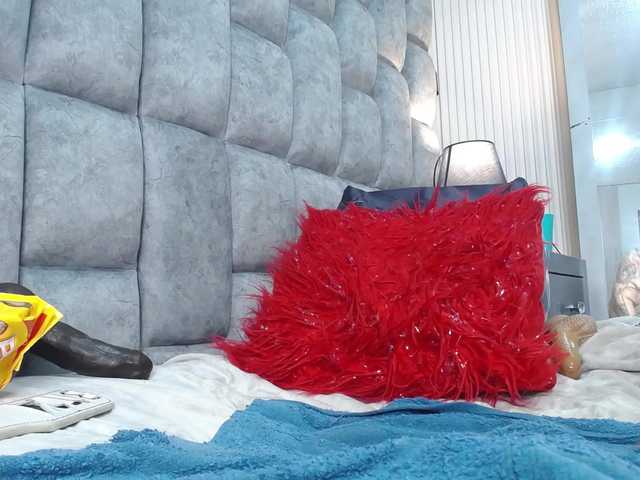 melo-debora1's BongaCams show and profile