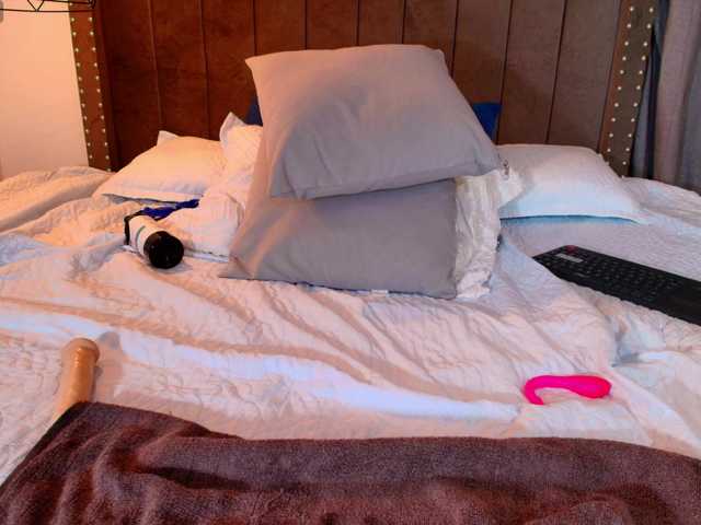 AriaDelune's BongaCams show and profile