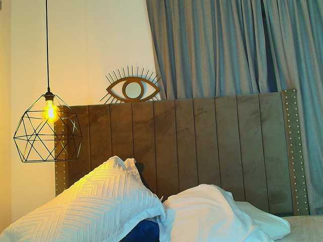 AriaDelune's BongaCams show and profile