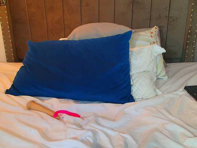 AriaDelune's BongaCams show and profile