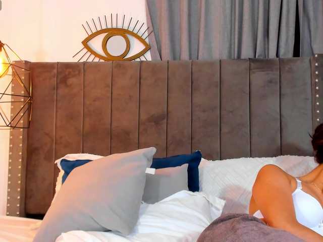 AriaDelune's BongaCams show and profile