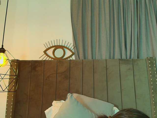 AriaDelune's BongaCams show and profile