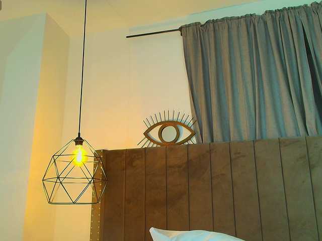 AriaDelune's BongaCams show and profile