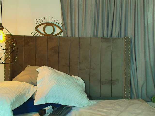 AriaDelune's BongaCams show and profile