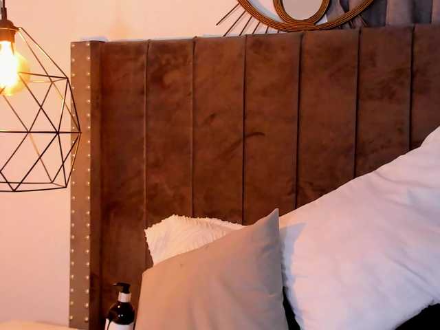 AriaDelune's BongaCams show and profile