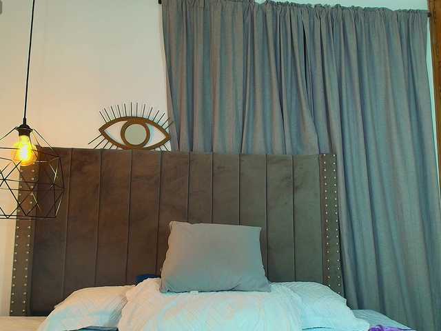 AriaDelune's BongaCams show and profile