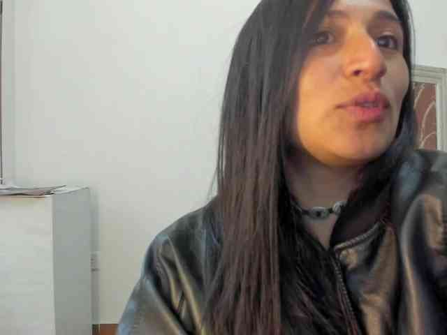 alizee Live Webcam on BongaCams