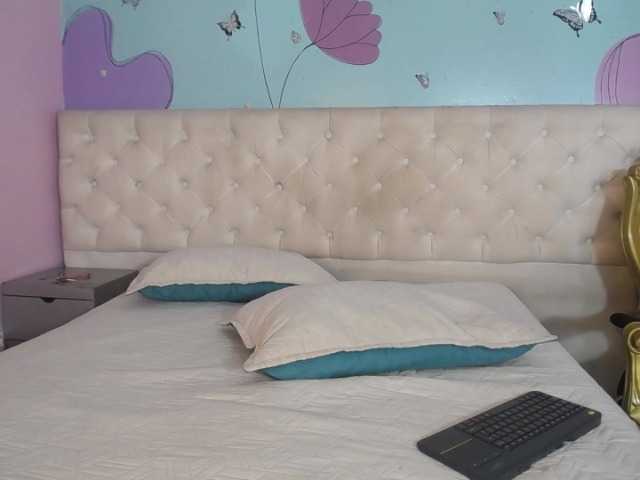 Nattassha--'s BongaCams show and profile