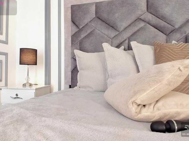 TahliaMoreau's BongaCams show and profile