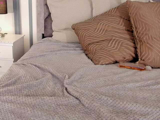 TahliaMoreau's BongaCams show and profile