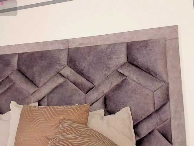 TahliaMoreau's BongaCams show and profile