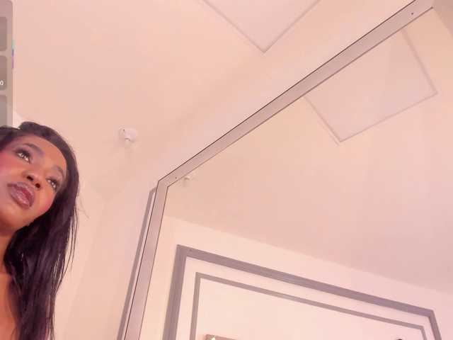 TahliaMoreau's BongaCams show and profile