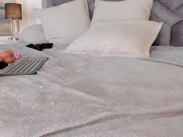 TahliaMoreau's BongaCams show and profile