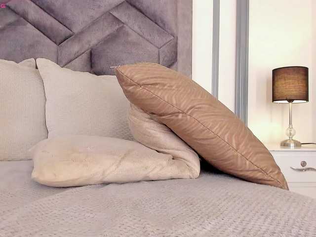 TahliaMoreau's BongaCams show and profile