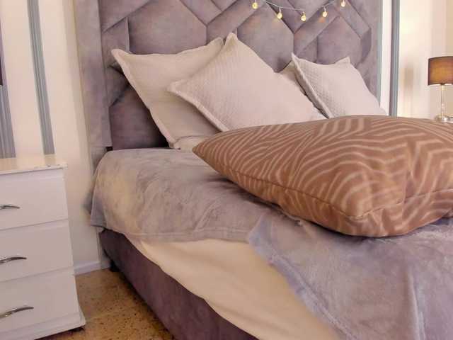 TahliaMoreau's BongaCams show and profile