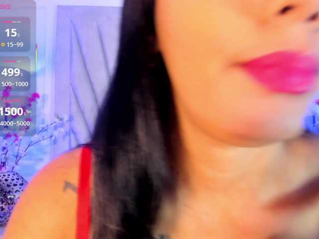 CherryBlake's BongaCams show and profile