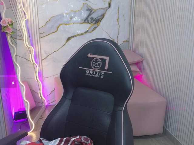 Sandyy-tay's BongaCams show and profile