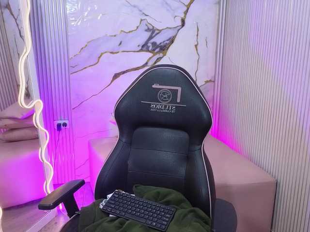 Sandyy-tay's BongaCams show and profile