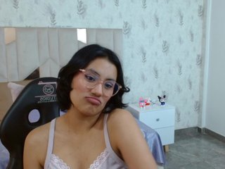 PEACHY-TAY Porn Show