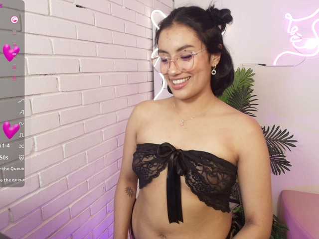  PEACHY-TAY chat room