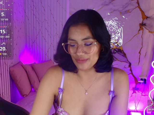 PEACHY-TAY's BongaCams show and profile