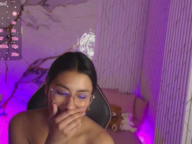 PEACHY-TAY's BongaCams show and profile