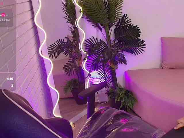 PEACHY-TAY PEACHY-TAY