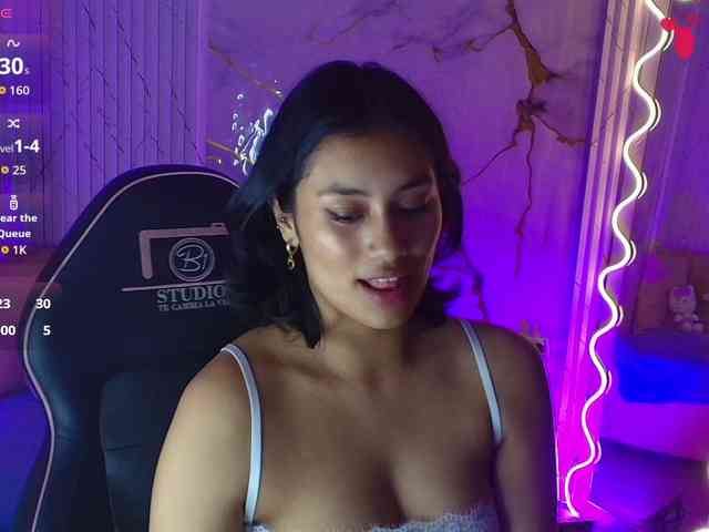 naked video chat PEACHY-TAY