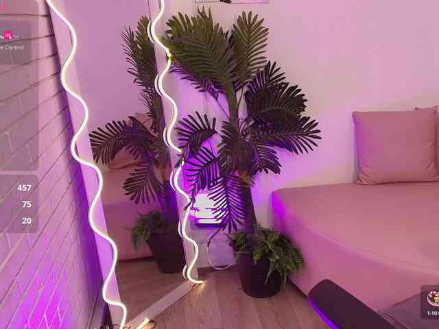 PEACHY-TAY PEACHY-TAY