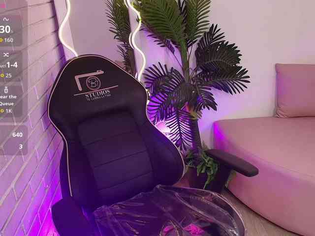 PEACHY-TAY PEACHY-TAY